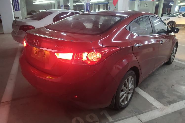 Used Hyundai Elantra (5th Generation / Langdong) 2012 1.6L Manual Leading Model Rear Right 45 Deg