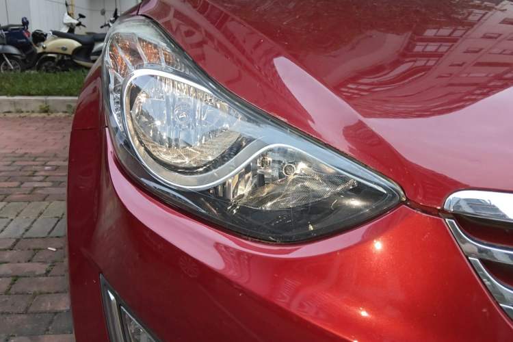 Used Hyundai Elantra (5th Generation / Langdong) 2012 1.6L Automatic Prestige Model Right Front Headlight