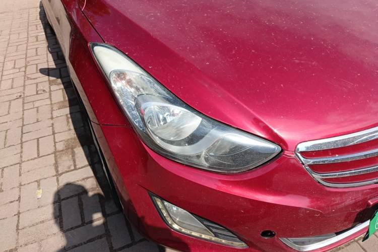 Used Hyundai Elantra (5th Generation / Langdong) 2012 1.6L Manual Leading Model Right Front Headlight