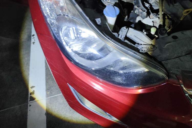 Used Hyundai Elantra (5th Generation / Langdong) 2012 1.6L Automatic Prestige Model Right Front Headlight