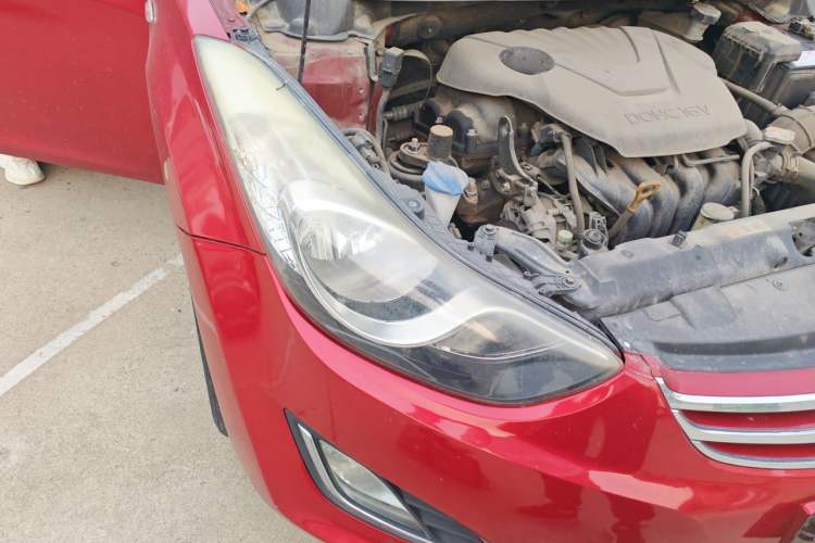 Used Hyundai Elantra (5th Generation / Langdong) 2012 1.6L Automatic Fashion Edition Right Front Headlight