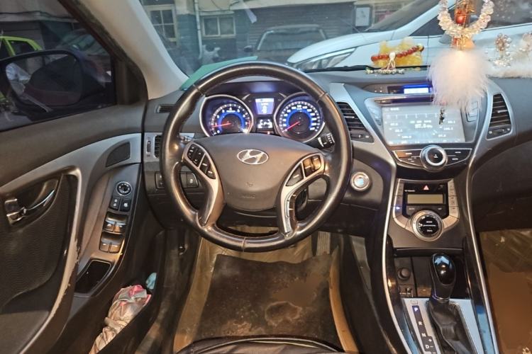 Used Hyundai Elantra (5th Generation / Langdong) 2012 1.6L Automatic Prestige Model Steering Wheel