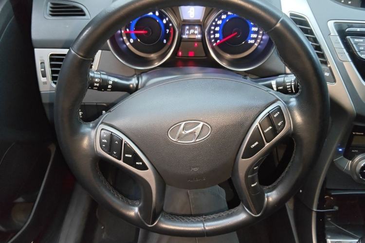Used Hyundai Elantra (5th Generation / Langdong) 2012 1.6L Automatic Prestige Model Steering Wheel