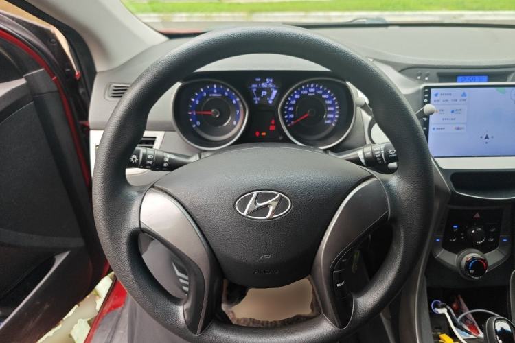 Used Hyundai Elantra (5th Generation / Langdong) 2012 1.6L Automatic Fashion Edition Steering Wheel