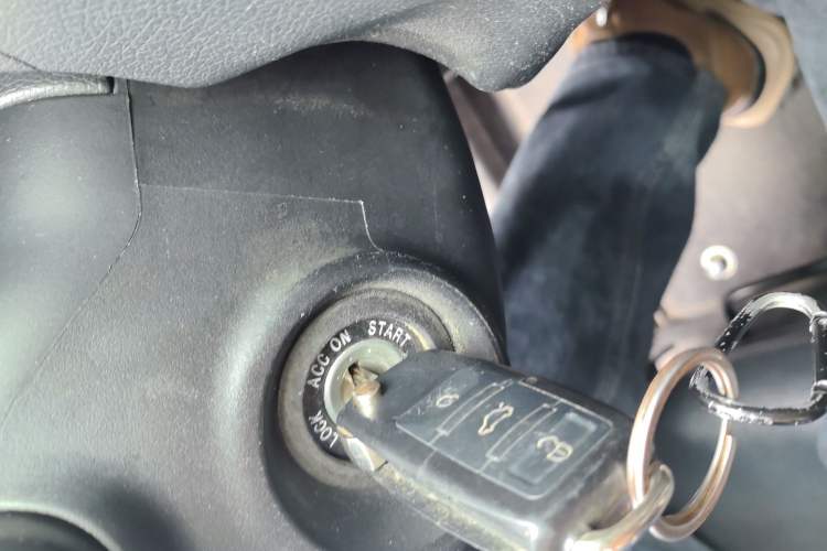 Used Hyundai Elantra (5th Generation / Langdong) 2012 1.6L Automatic Fashion Edition Vehicle Key