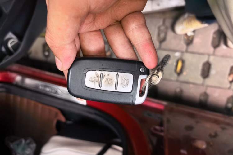 Used Hyundai Elantra (5th Generation / Langdong) 2012 1.6L Manual Leading Model Vehicle Key