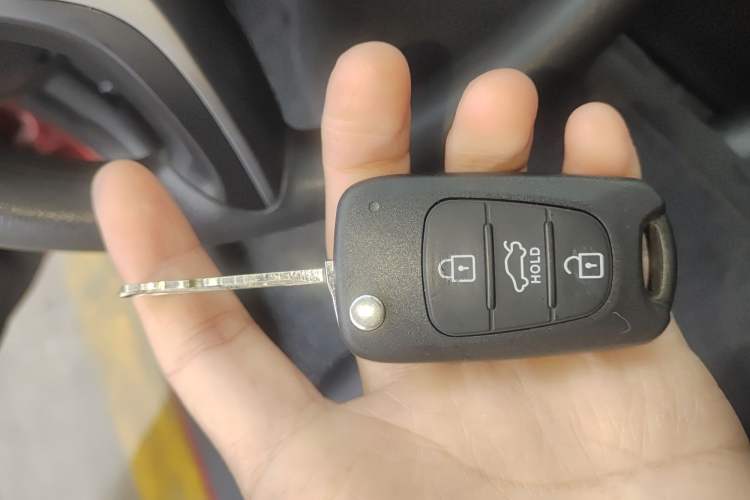 Used Hyundai Elantra (5th Generation / Langdong) 2012 1.6L Automatic Fashion Edition Vehicle Key