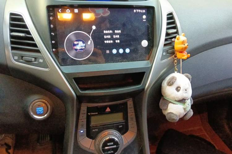 Used Hyundai Elantra (5th Generation / Langdong) 2012 1.6L Automatic Prestige Model Audio And AC Panel