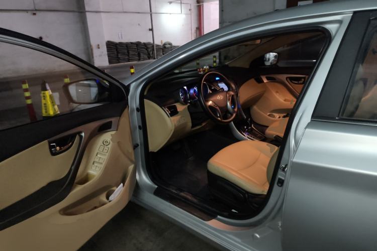 Used Hyundai Elantra (5th Generation / Langdong) 2012 1.6L Automatic Leading Model Driver Seat