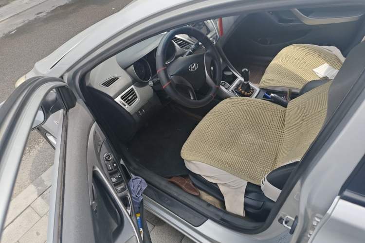 Used Hyundai Elantra (5th Generation / Langdong) 2012 1.6L Manual Fashion Edition Driver Seat