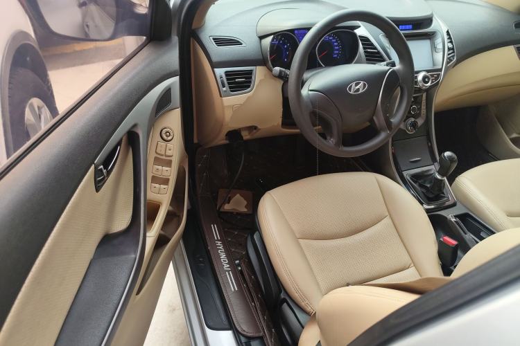 Used Hyundai Elantra (5th Generation / Langdong) 2012 1.6L Manual Leading Model Driver Seat