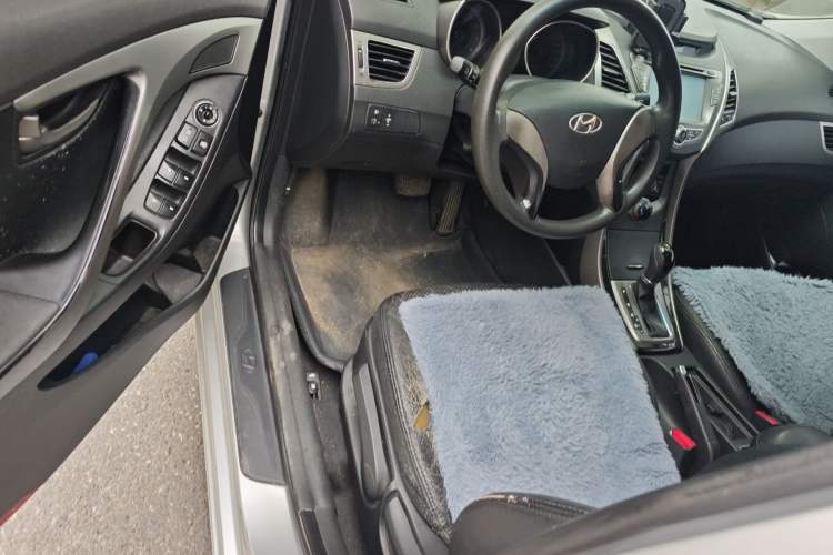 Used Hyundai Elantra (5th Generation / Langdong) 2012 1.6L Automatic Leading Model Driver Seat