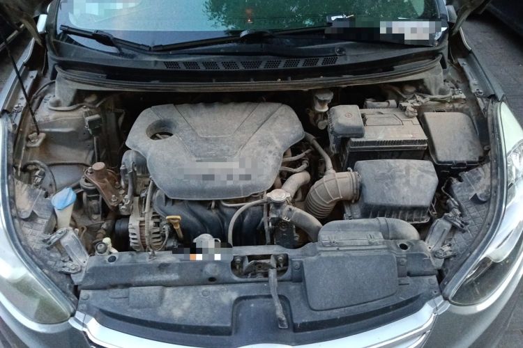 Used Hyundai Elantra (5th Generation / Langdong) 2012 1.6L Automatic Prestige Model Engine Bay