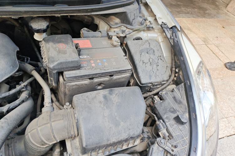 Used Hyundai Elantra (5th Generation / Langdong) 2012 1.6L Automatic Prestige Model Engine Bay Left