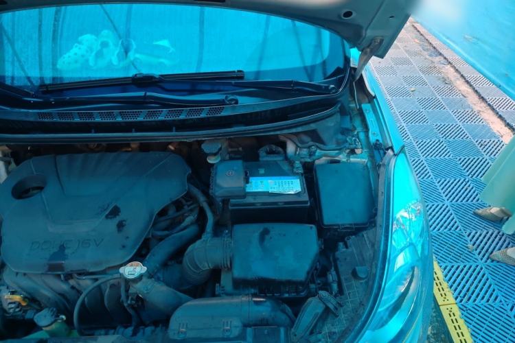 Used Hyundai Elantra (5th Generation / Langdong) 2012 1.6L Automatic Leading Model Engine Bay Left