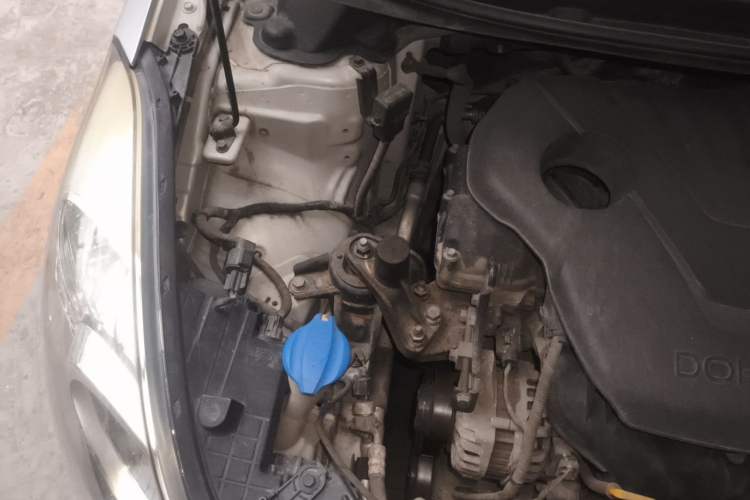 Used Hyundai Elantra (5th Generation / Langdong) 2012 1.6L Manual Leading Model Engine Bay Right