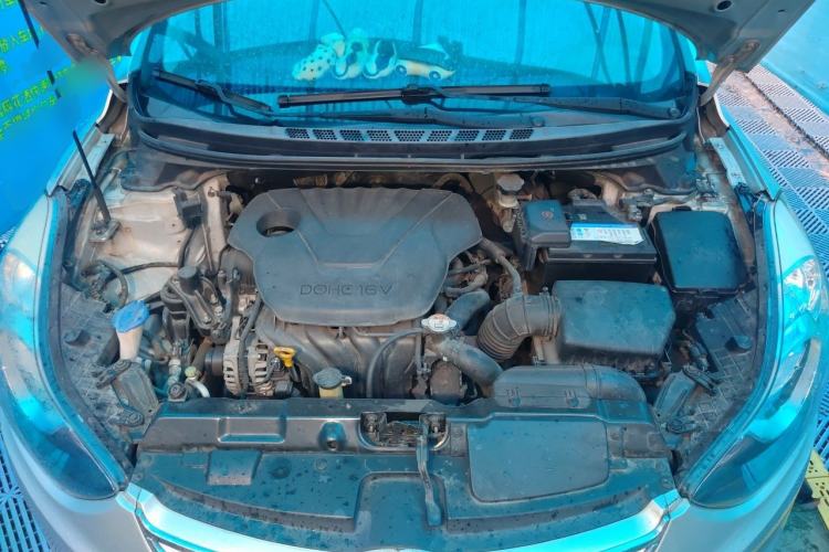 Used Hyundai Elantra (5th Generation / Langdong) 2012 1.6L Automatic Leading Model Engine Bay