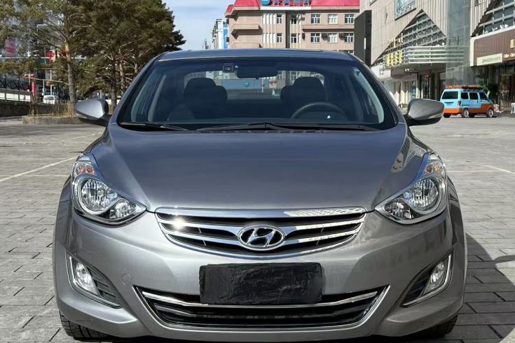 Used Hyundai Elantra (5th Generation / Langdong) 2012 1.6L Manual Leading Model Exterior 3