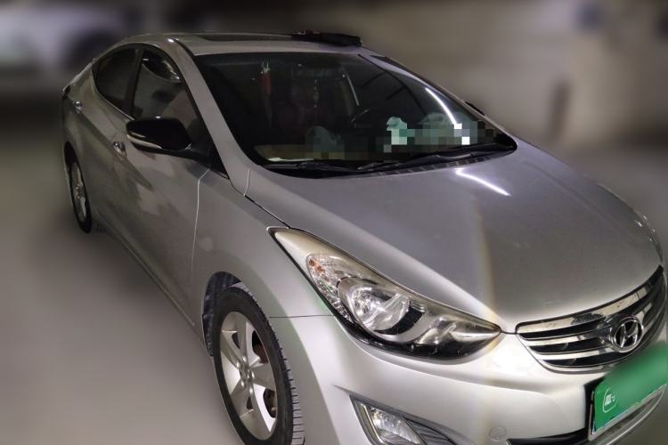 Used Hyundai Elantra (5th Generation / Langdong) 2012 1.6L Manual Leading Model Front Right 45 Deg