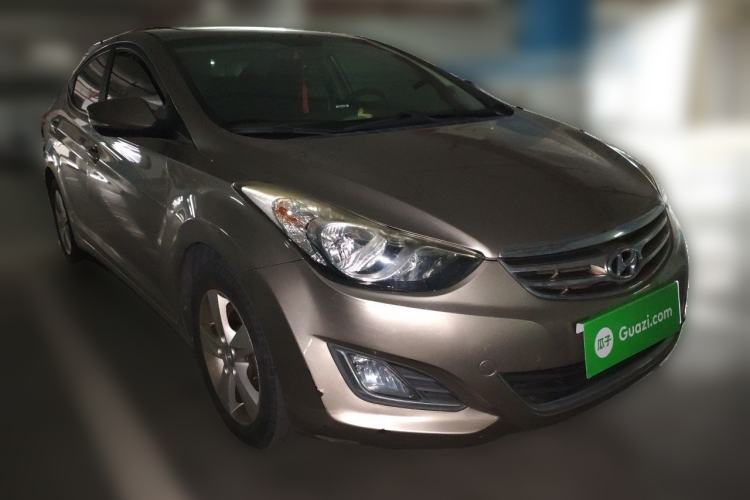 Used Hyundai Elantra (5th Generation / Langdong) 2012 1.6L Manual Leading Model Front Right 45 Deg