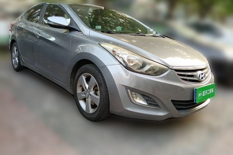 Used Hyundai Elantra (5th Generation / Langdong) 2012 1.6L Automatic Prestige Model Front Right 45 Deg