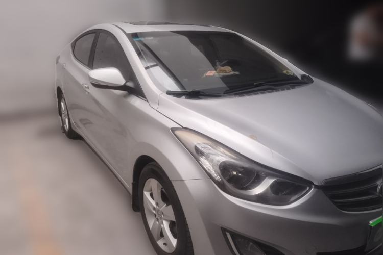 Used Hyundai Elantra (5th Generation / Langdong) 2012 1.6L Manual Leading Model Front Right 45 Deg