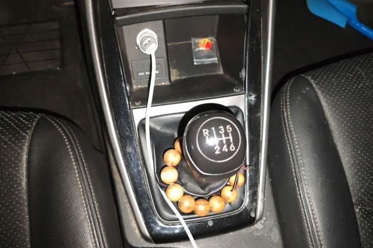 Used Hyundai Elantra (5th Generation / Langdong) 2012 1.6L Manual Leading Model Gear Lever