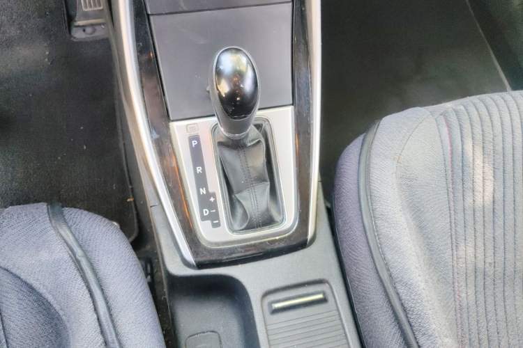 Used Hyundai Elantra (5th Generation / Langdong) 2012 1.6L Automatic Leading Model Gear Lever