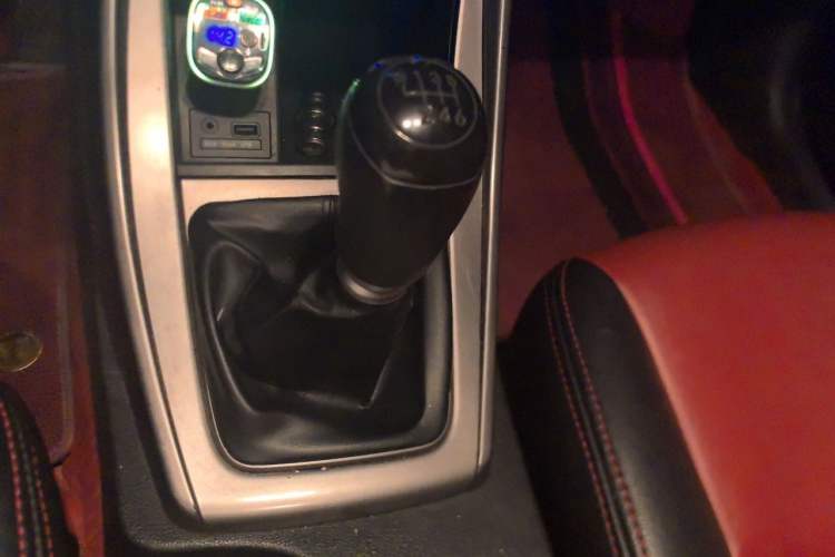 Used Hyundai Elantra (5th Generation / Langdong) 2012 1.6L Manual Fashion Edition Gear Lever