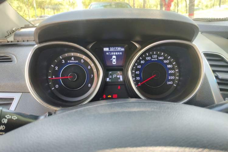 Used Hyundai Elantra (5th Generation / Langdong) 2012 1.6L Automatic Leading Model Instrument Cluster
