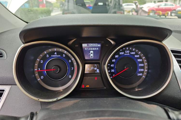 Used Hyundai Elantra (5th Generation / Langdong) 2012 1.6L Automatic Leading Model Instrument Cluster