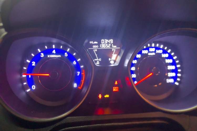 Used Hyundai Elantra (5th Generation / Langdong) 2012 1.6L Manual Fashion Edition Instrument Cluster