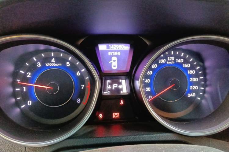Used Hyundai Elantra (5th Generation / Langdong) 2012 1.6L Automatic Prestige Model Instrument Cluster