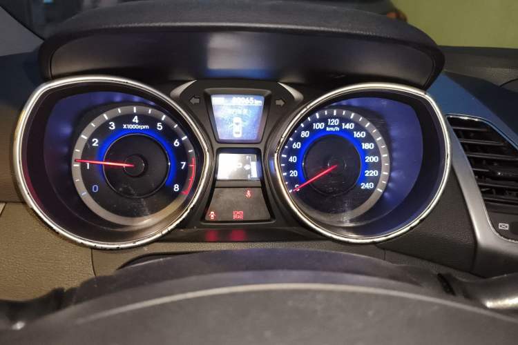 Used Hyundai Elantra (5th Generation / Langdong) 2012 1.6L Automatic Prestige Model Instrument Cluster