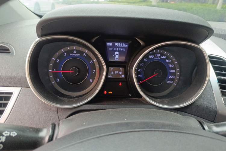 Used Hyundai Elantra (5th Generation / Langdong) 2012 1.6L Automatic Leading Model Instrument Cluster