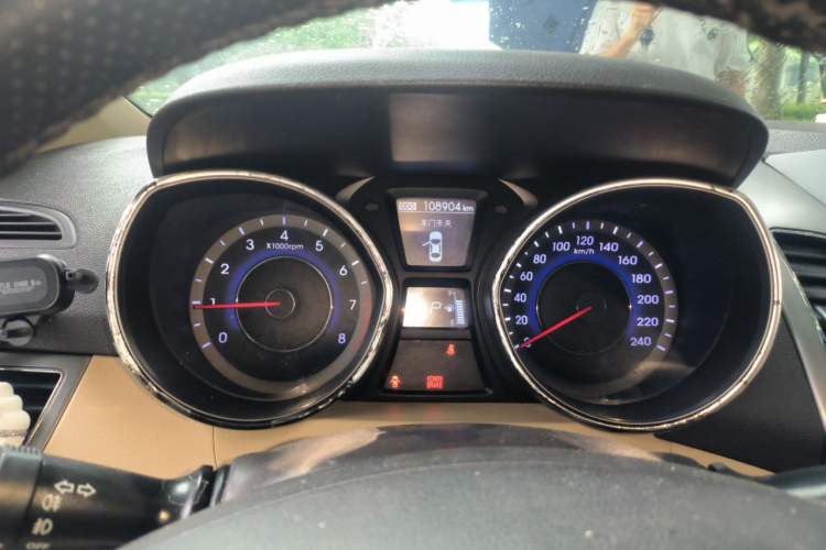 Used Hyundai Elantra (5th Generation / Langdong) 2012 1.6L Automatic Prestige Model Instrument Cluster