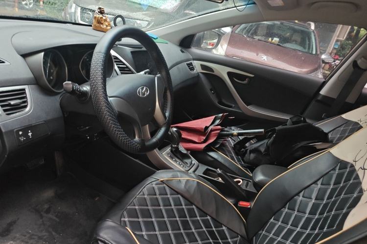 Used Hyundai Elantra (5th Generation / Langdong) 2012 1.6L Automatic Fashion Edition Left Front Seat
