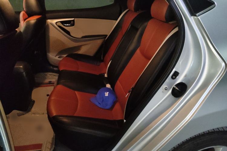 Used Hyundai Elantra (5th Generation / Langdong) 2012 1.6L Manual Leading Model Left Rear Seat