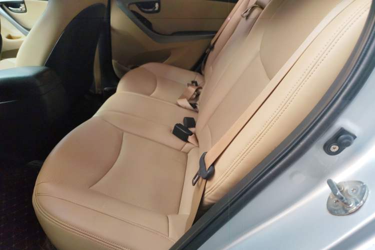 Used Hyundai Elantra (5th Generation / Langdong) 2012 1.6L Manual Leading Model Left Rear Seat