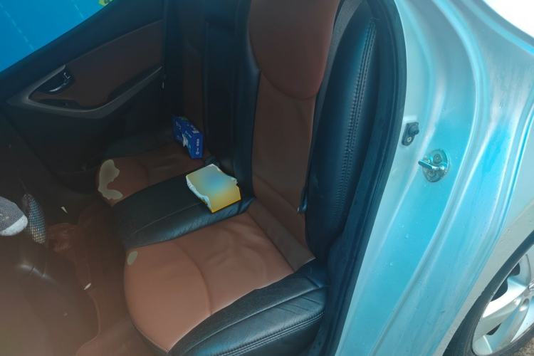 Used Hyundai Elantra (5th Generation / Langdong) 2012 1.6L Automatic Leading Model Left Rear Seat