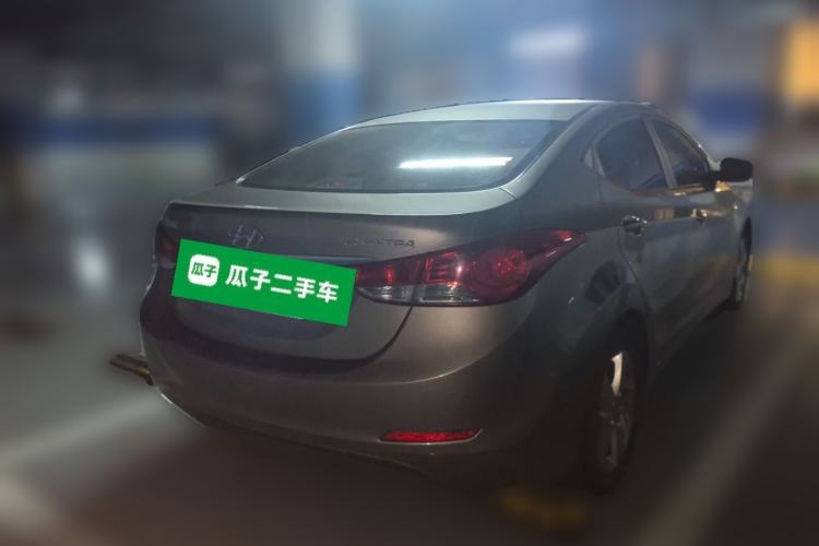 Used Hyundai Elantra (5th Generation / Langdong) 2012 1.6L Manual Fashion Edition Rear Right 45 Deg