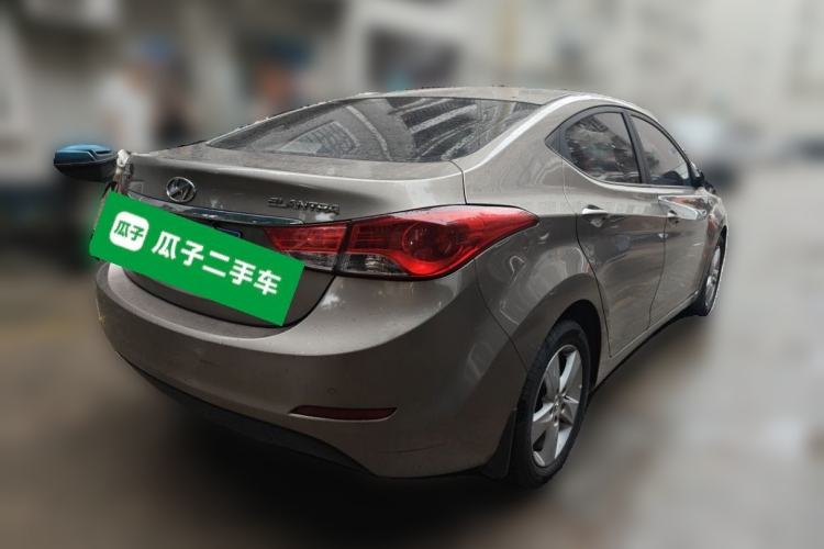 Used Hyundai Elantra (5th Generation / Langdong) 2012 1.6L Automatic Fashion Edition Rear Right 45 Deg