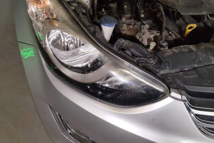 Used Hyundai Elantra (5th Generation / Langdong) 2012 1.6L Manual Leading Model Right Front Headlight