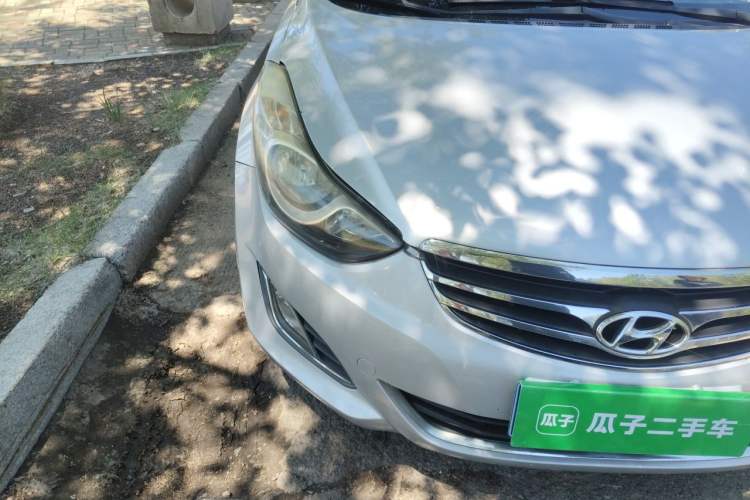 Used Hyundai Elantra (5th Generation / Langdong) 2012 1.6L Automatic Leading Model Right Front Headlight