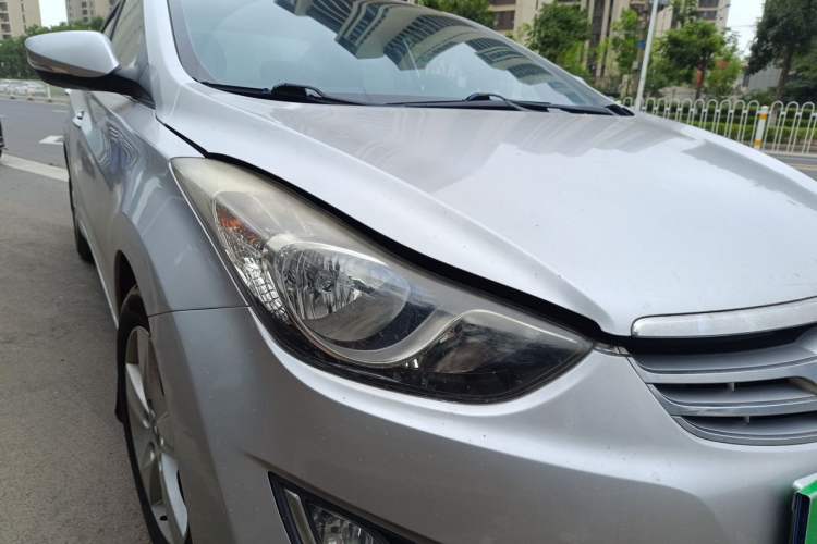 Used Hyundai Elantra (5th Generation / Langdong) 2012 1.6L Automatic Leading Model Right Front Headlight