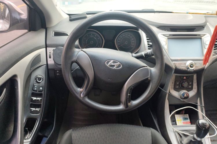 Used Hyundai Elantra (5th Generation / Langdong) 2012 1.6L Manual Fashion Edition Steering Wheel