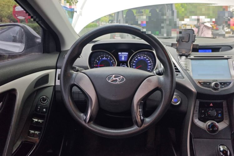 Used Hyundai Elantra (5th Generation / Langdong) 2012 1.6L Automatic Leading Model Steering Wheel