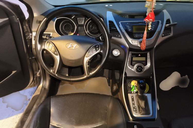 Used Hyundai Elantra (5th Generation / Langdong) 2012 1.6L Automatic Prestige Model Steering Wheel