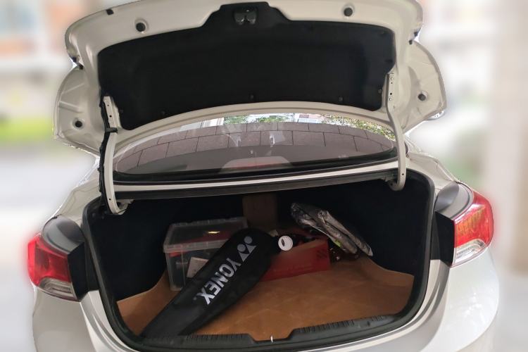 Used Hyundai Elantra (5th Generation / Langdong) 2012 1.6L Automatic Prestige Model Trunk