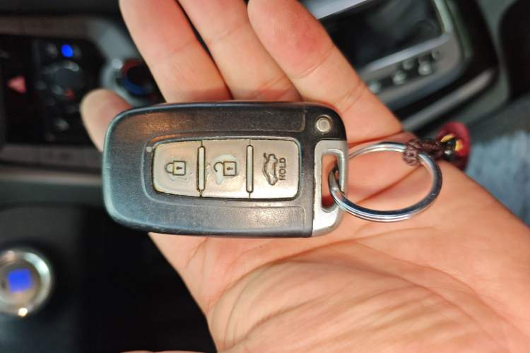 Used Hyundai Elantra (5th Generation / Langdong) 2012 1.6L Automatic Leading Model Vehicle Key